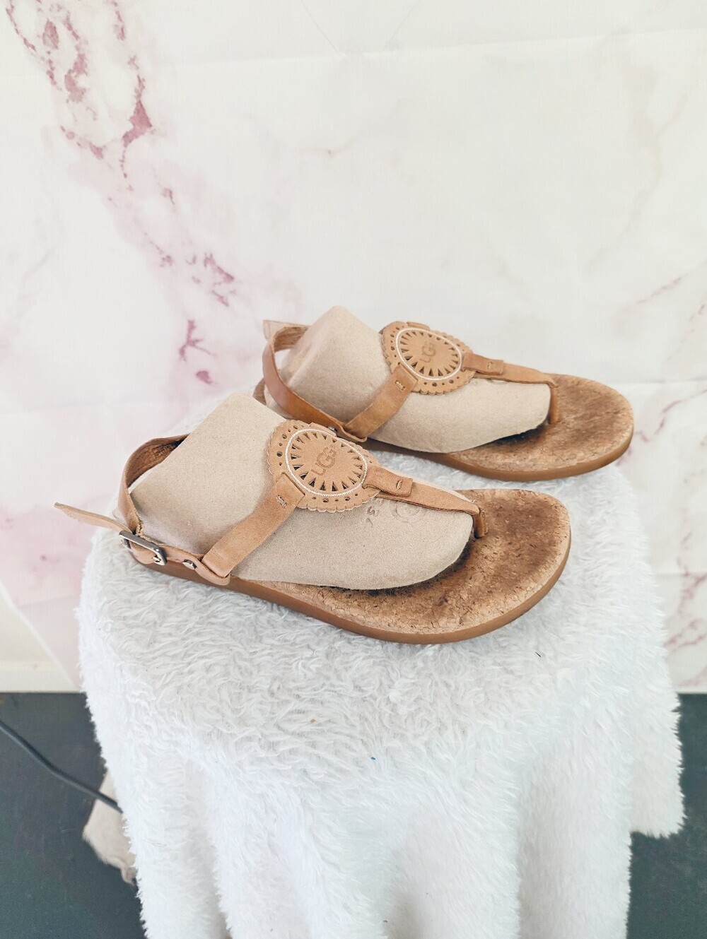 UGG Ayden II Cork Footbed Leather Thong Sandals Tan EU 39 US 8 - Picture 4 of 7